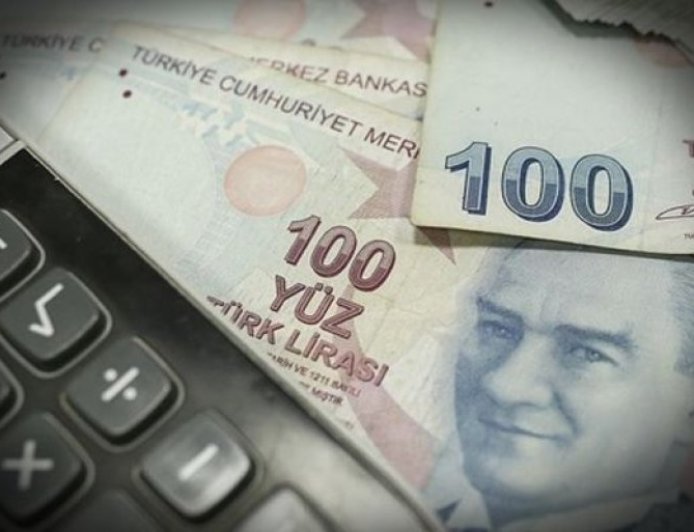 DEPREM BÖLGESİNDEKİ KAMU ÇALIŞANLARIN MAAŞI ERKEN ÖDENECEK